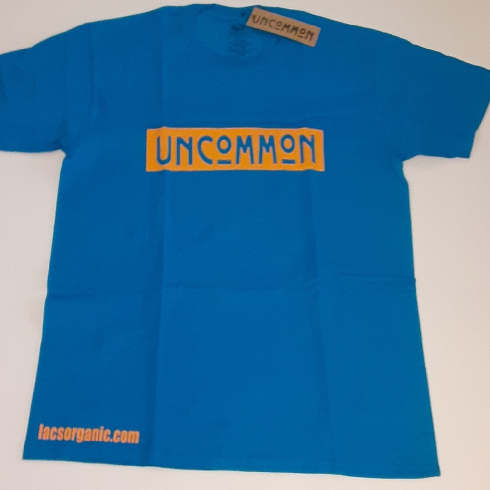 BLUE UNCoMMoN Brand T-Shirt